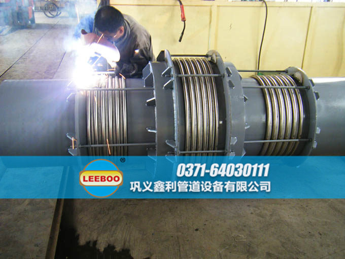直管壓力平衡<a href=http://m.yfpm.com.cn target=_blank class=infotextkey>補償器</a>生產(chǎn)車間